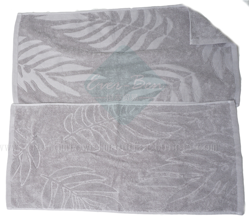 China Bulk Custom Grey cotton towels|Jacquard personalized beach towels Supplier for Germany France UK Europe